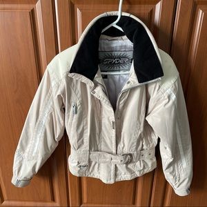 SUPER CUTE…Women’s Spyder sz4 ski jacket, cream/black in like new condition